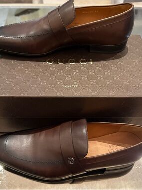 Gucci Men’s Dark Brown Leather Penny Loafers